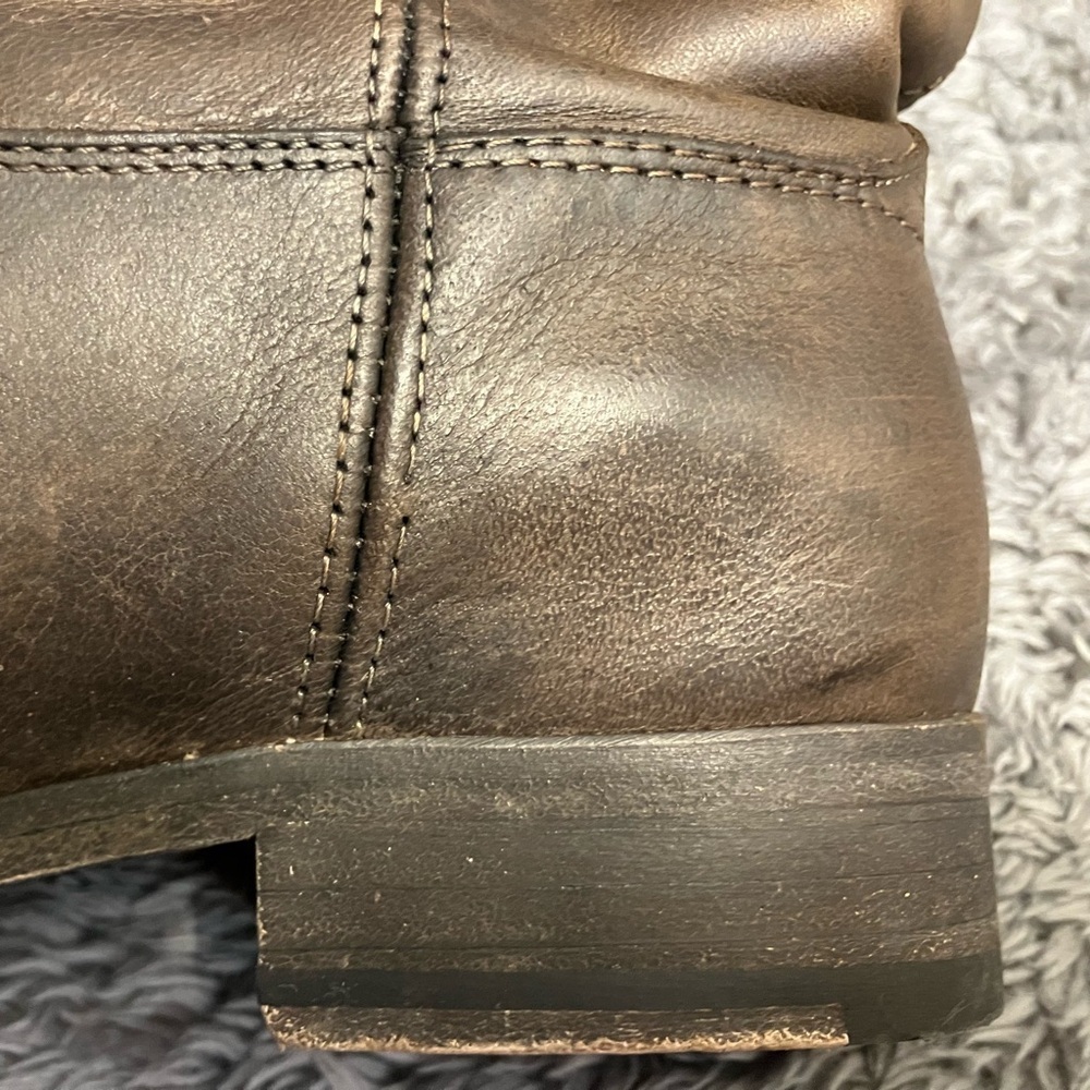 Frye Melissa Button Distressed Leather Women's Knee-High Riding Boots 6B - Picture 16 of 16